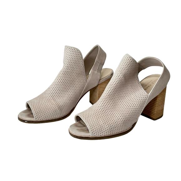Cole Haan Callista Suede Open Toe Slingback Perforated Sandal Beige Summer 8 - Picture 6 of 8